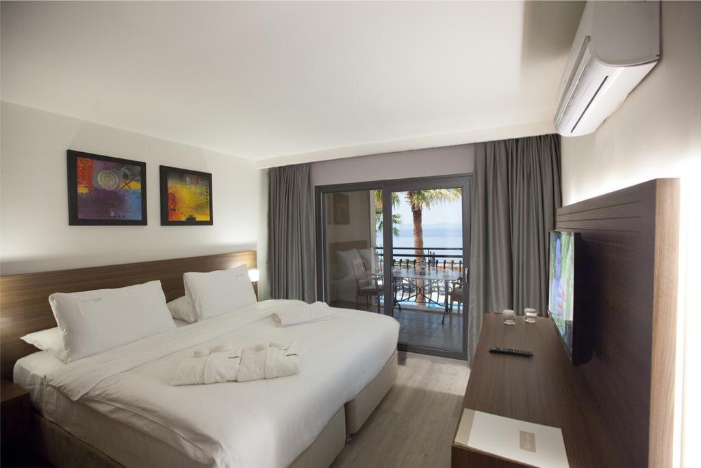 Palmera Hotel Kusadasi Exterior photo